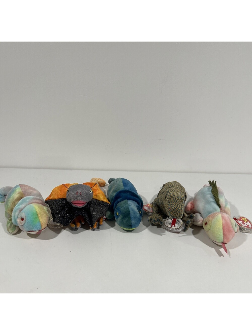 Ty Beanie Baby Outdoor Creature Lot of 6 Rainbow Iggy Scaly